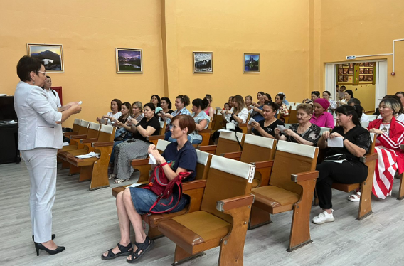 5-сынып оқушыларының мектепішілік ата-аналар жиналысы/Общешкольное родительское собрание среди родителей 5-х классов